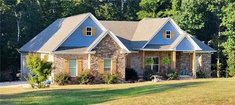 5954 Lee Road 390, Opelika, AL 36804