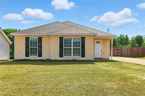 46 Mill Pond Ln, Phenix City, AL 36870