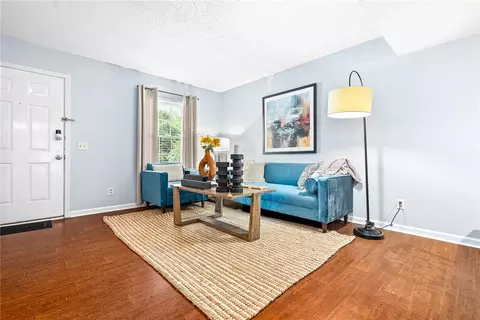 1761 Wire Rd #209, Auburn, AL 36832