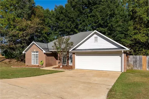 3212 Thornberry Cir, Phenix City, AL 36867
