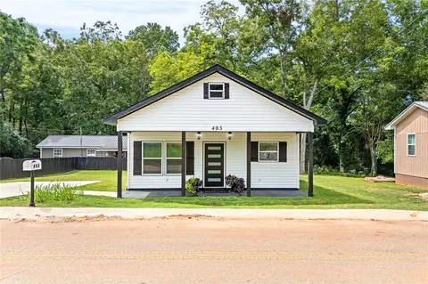 403 1st Pl SW, La Fayette, AL 36862