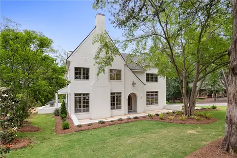 413 Moores Mill Rd, Auburn, AL 36830