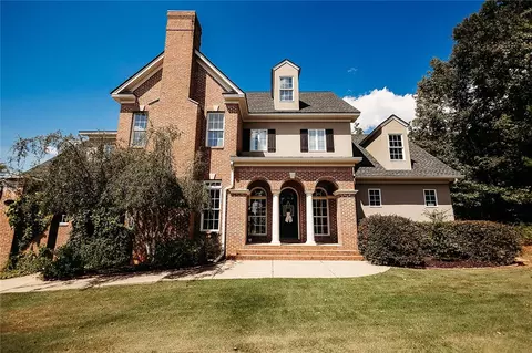 3308 Stonybrook Ln, Opelika, AL 36804