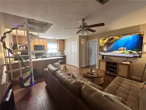 528 Genelda Ave #40, Auburn, AL 36832