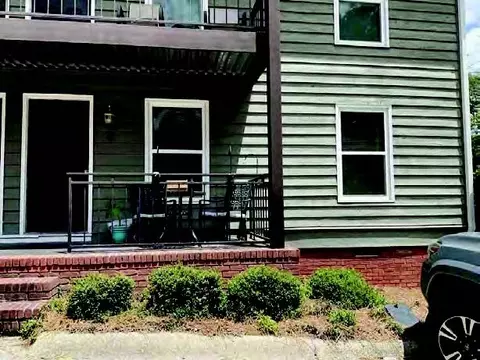 148 Thomas St #4, Auburn, AL 36830