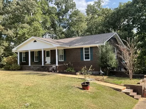 220 Ellis St, Dadeville, AL 36853