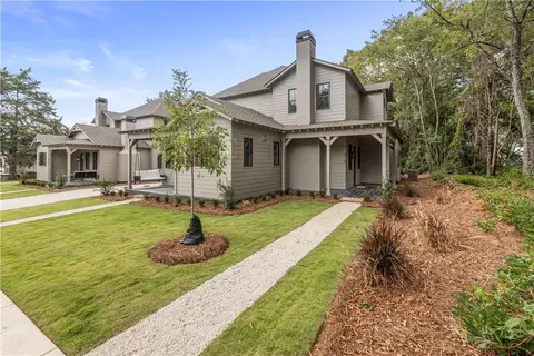 410 Geneva St, Opelika, AL 36801