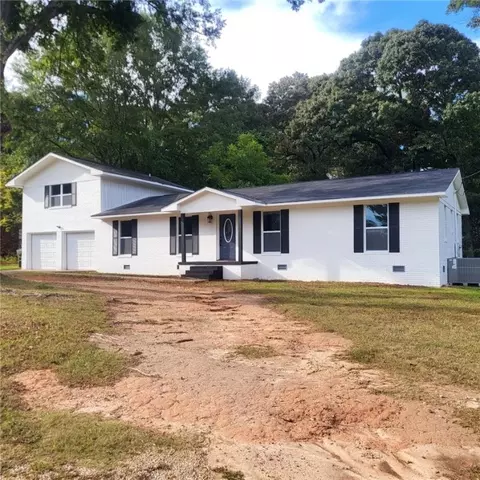 202 Pineview Cir, Valley, AL 36854 photo 3