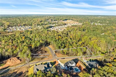 1920 Arrowhead Ave, Opelika, AL 36801