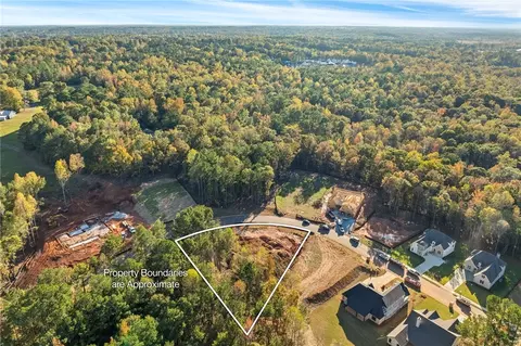 2018 Arrowhead Ave, Opelika, AL 36801