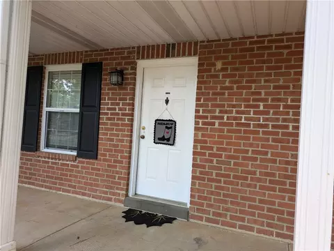 164 E University Dr #J102, Auburn, AL 36832