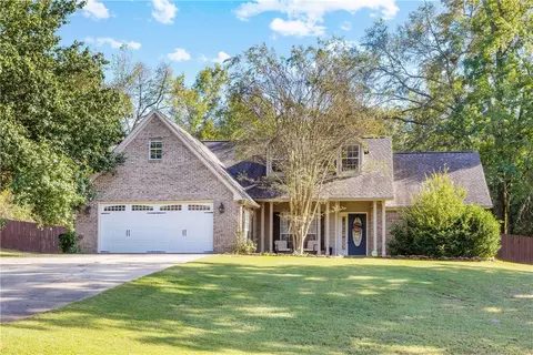 1531 Fallen Oaks Ct, Auburn, AL 36830