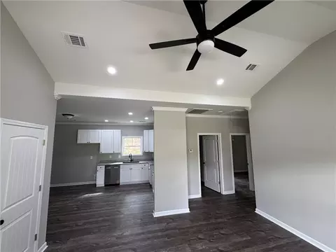 811 Cherry Dr, Lanett, AL 36863 photo 3