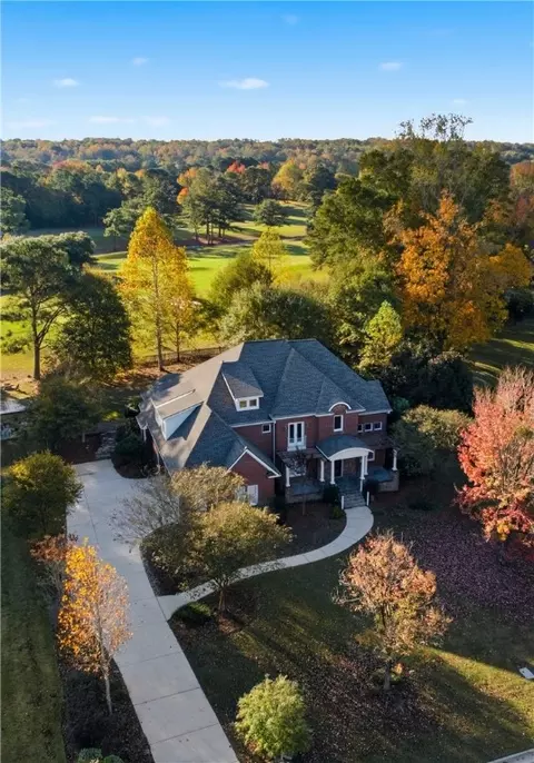 2507 Stonybrook Rd, Opelika, AL 36804