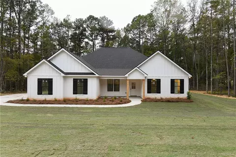 10263 Lee Road 188, Waverly, AL 36879