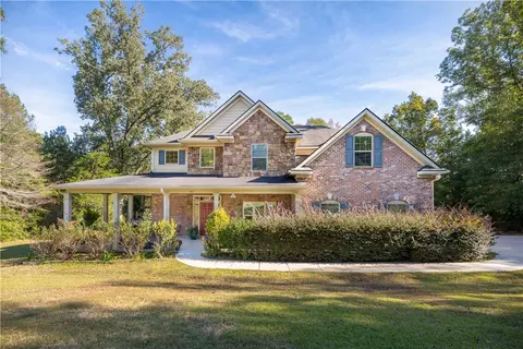 1911 S Lake Dr, Opelika, AL 36804