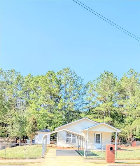 841 Lunsford Dr, Auburn, AL 36832
