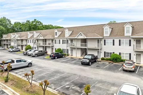 303 N Ross St #104, Auburn, AL 36830