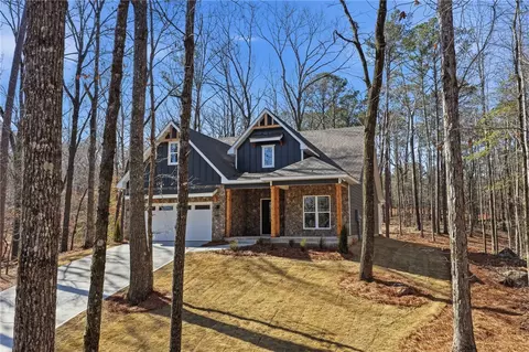 62 Cheyenne Ln, Dadeville, AL 36853