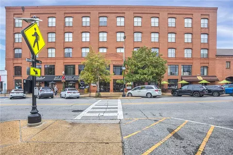 145 E Magnolia Ave #313, Auburn, AL 36830