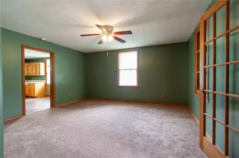 Living - 813 Spring St, Valley, AL 36854 photo 1 of 2