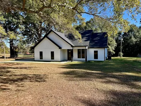 3242 Us Highway 29, Valley, AL 36854