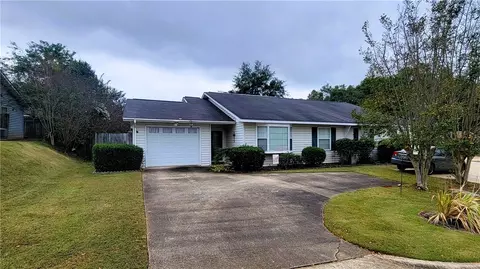 2121 Hamilton Pl, Opelika, AL 36801