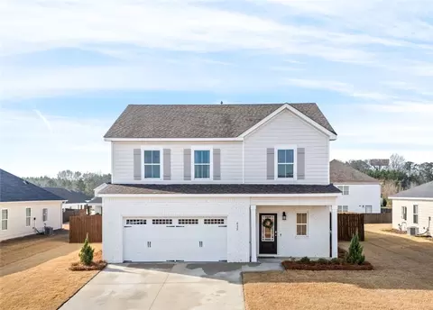 615 Ironwood Dr, Opelika, AL 36804