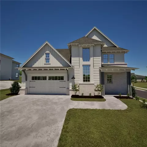 202 Firefly Ln, Opelika, AL 36804