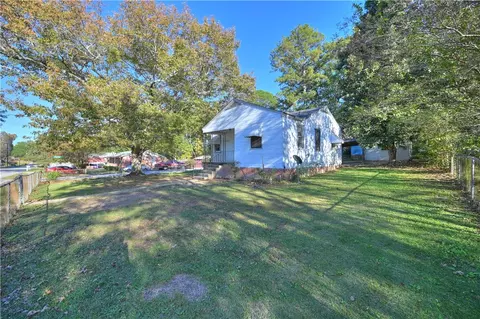 2309 Crestview St, Opelika, AL 36801