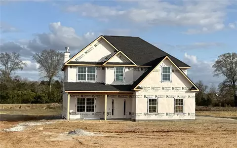 46 Heartland Blvd, Fort Mitchell, AL 36856