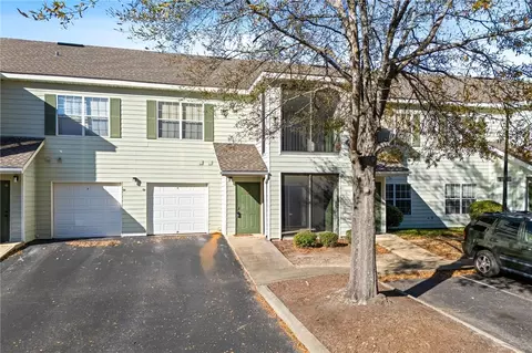 447 W Longleaf Dr #1106, Auburn, AL 36830