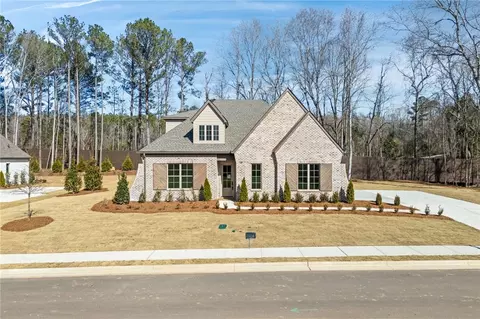 713 Bethesda Ct, Auburn, AL 36830