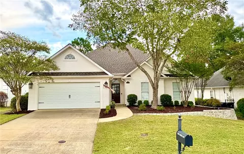 1089 Amber Ln, Auburn, AL 36830