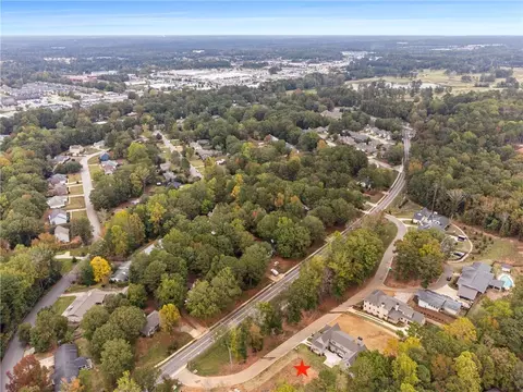 1364 Annalue Ridge Trl, Auburn, AL 36830