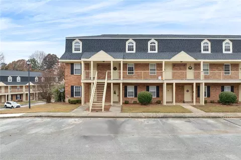 1761 Wire Rd #1002, Auburn, AL 36832