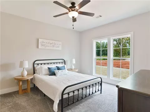 1003 Crossing Ct E, Valley, AL 36854 photo 8