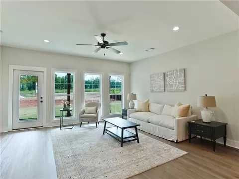 1003 Crossing Ct E, Valley, AL 36854 photo 11