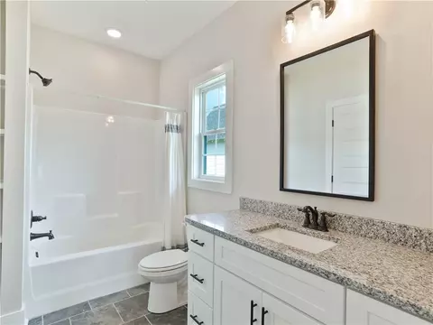 1003 Crossing Ct E, Valley, AL 36854 photo 6