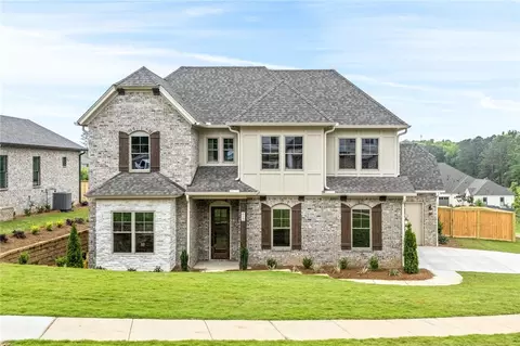 812 Summerlin Cir, Auburn, AL 36830