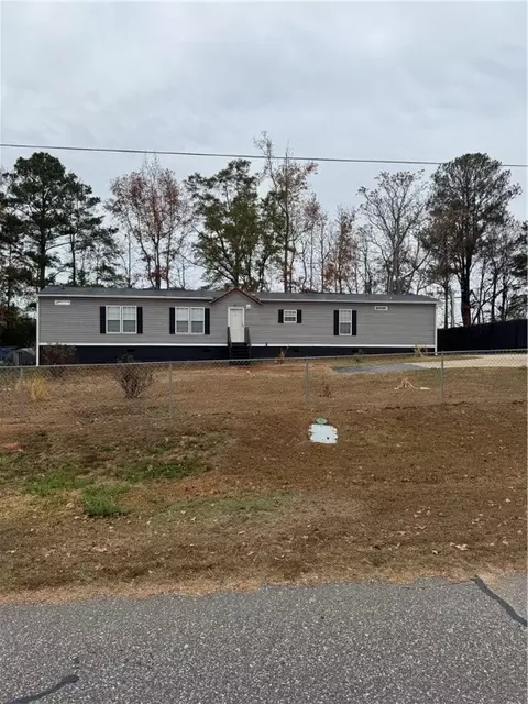 105 Lee Road 632, Opelika, AL 36804