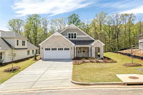 2034 Shadow Bend Ln, Auburn, AL 36830