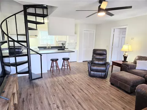 540 W Magnolia Ave #5, Auburn, AL 36832