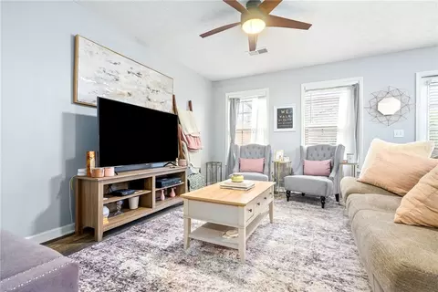 2428 E University Dr #1707, Auburn, AL 36830