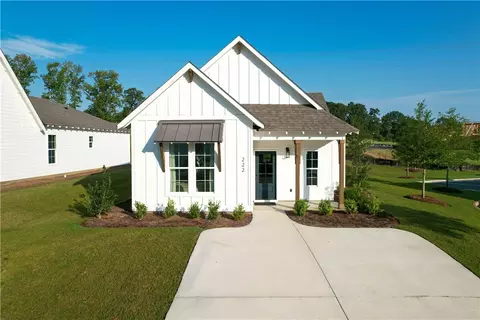 222 Summer St, Opelika, AL 36804