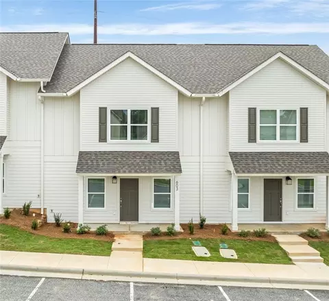 3260 Academy Dr #603, Opelika, AL 36801