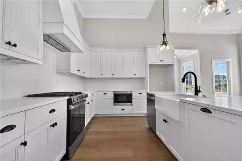 Kitchen - 2176 Dawson Corner Loop, Auburn, AL 36832 photo 1 of 1