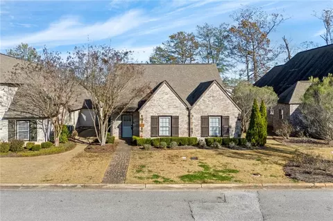 954 Starr Ct, Auburn, AL 36830