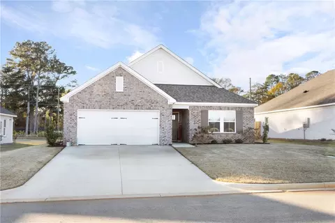 1114 Ontario Rd, Opelika, AL 36804