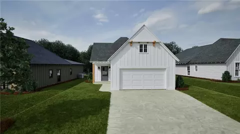 285 Summer St, Opelika, AL 36804